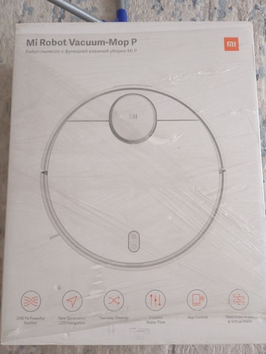 Продам робот пылесос Xeaomi торг есть