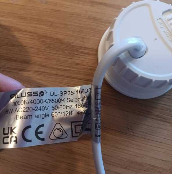НОВИ! LED лунички за вграждане 6W, димируеми, 3 цвята, 6 бр/к-кт