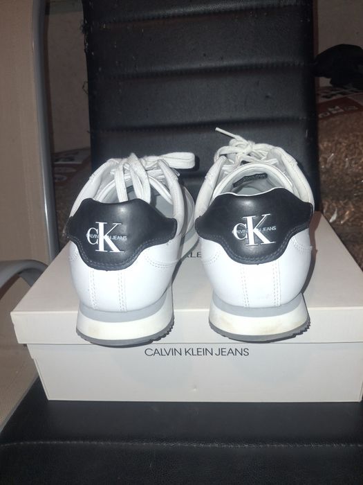 Маратонки сникърси