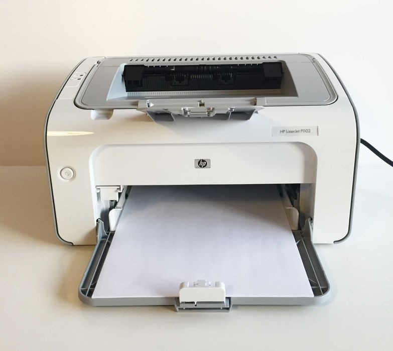 HP LaserJet P1102 • Чёрно-белый лазерный принтер • Отличное состояние