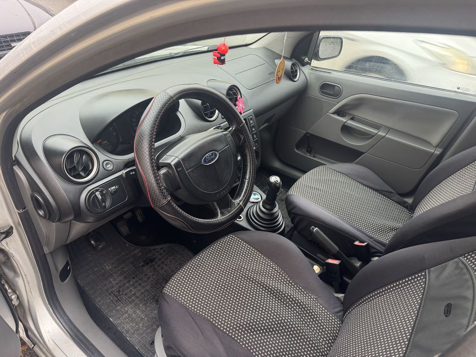 Ford Fiesta 1.3 benzina