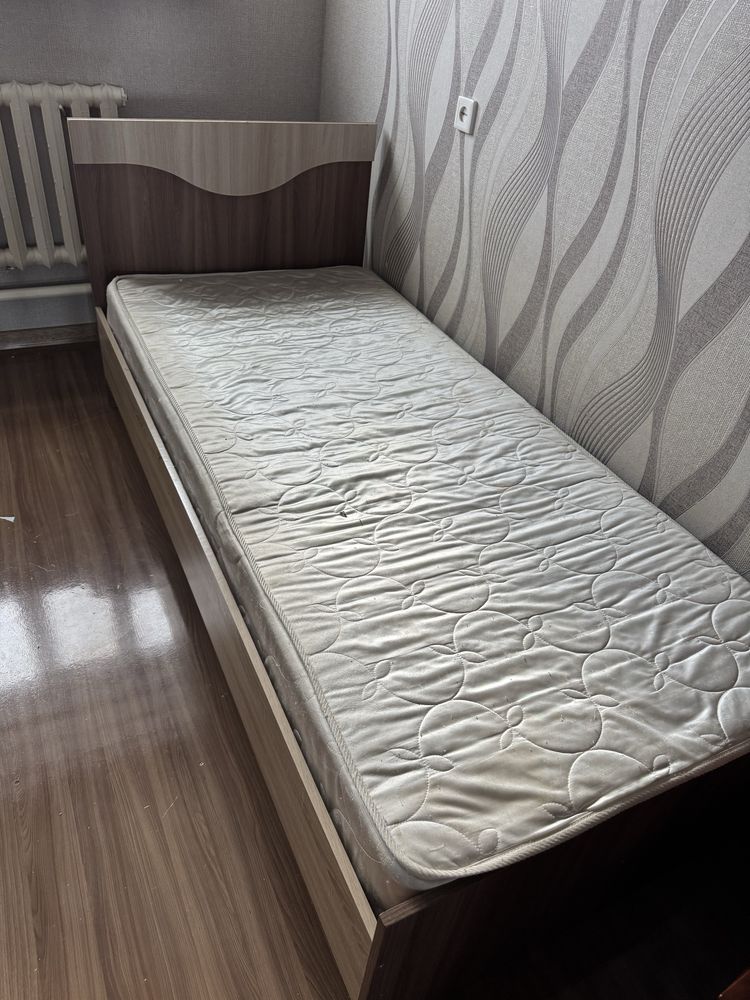 Бір адамдық кровать