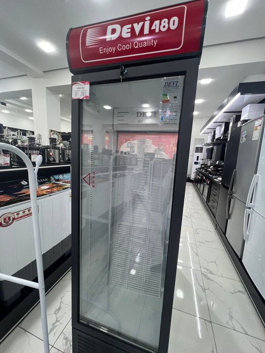 Новые фирменные витринные холодильники DEVI 500литр.