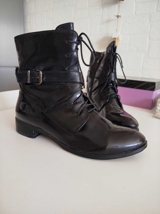 ДАМСКИ БОТИ MATSTAR 39, черни лачени