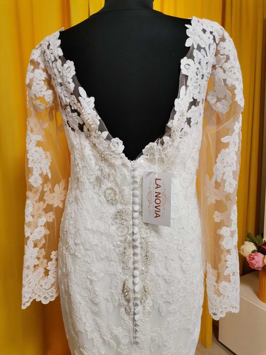 Vand rochie de mireasa