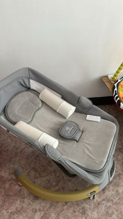 Продаю шизлонг пользовался пару месяц