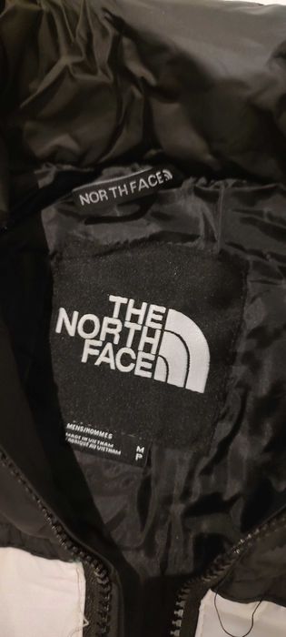 Geaca The North Face 700 (M) Noua | Livrare cu verificare