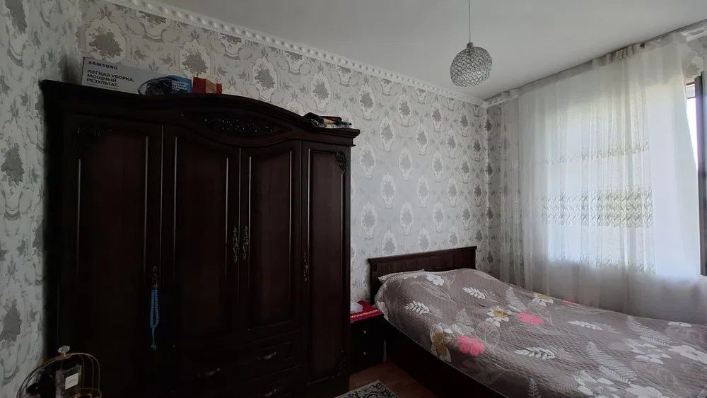 Продаю 2-х комнатную квартиру на Сергели 6а