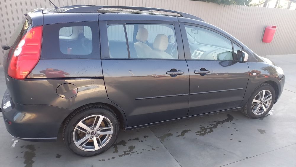 Vând urgent Mazda 5 7 locuri