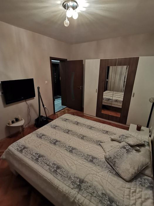 Дава се под наем Тристаен апартамент в Бургас, Братя Миладинови - 76 кв.м за 428.4 € - Снимка #6