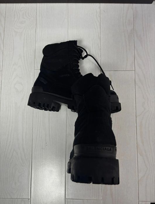 Balenciaga strike boots