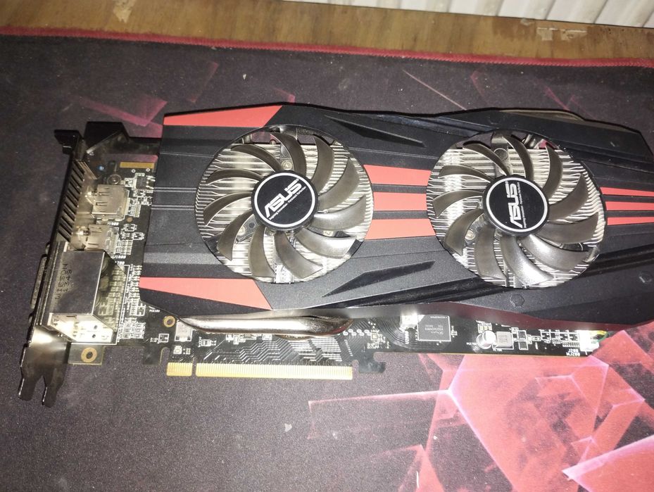 Placa video GTX 680, GTX 760 si Radeon R9 270 4gb