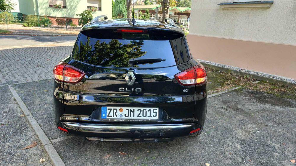 Renault Clio 1.5 dCi LIMITED Climatronic*Scaune incalzite*LED*1 Prop