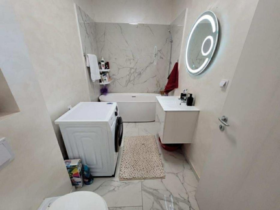 P.f vand Ap beta residence chinteni