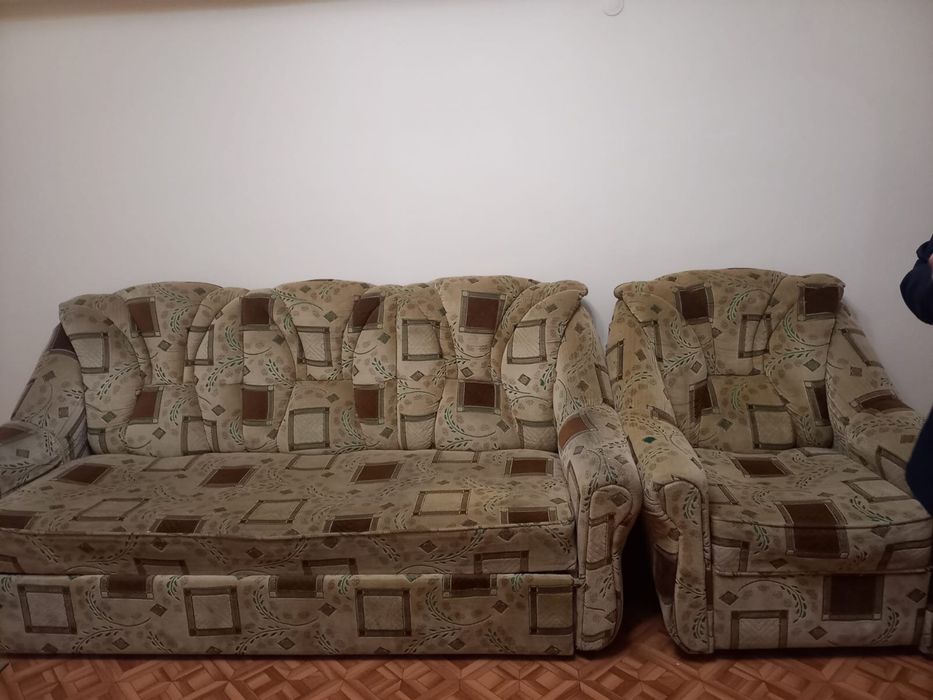 Диван с креслом бу