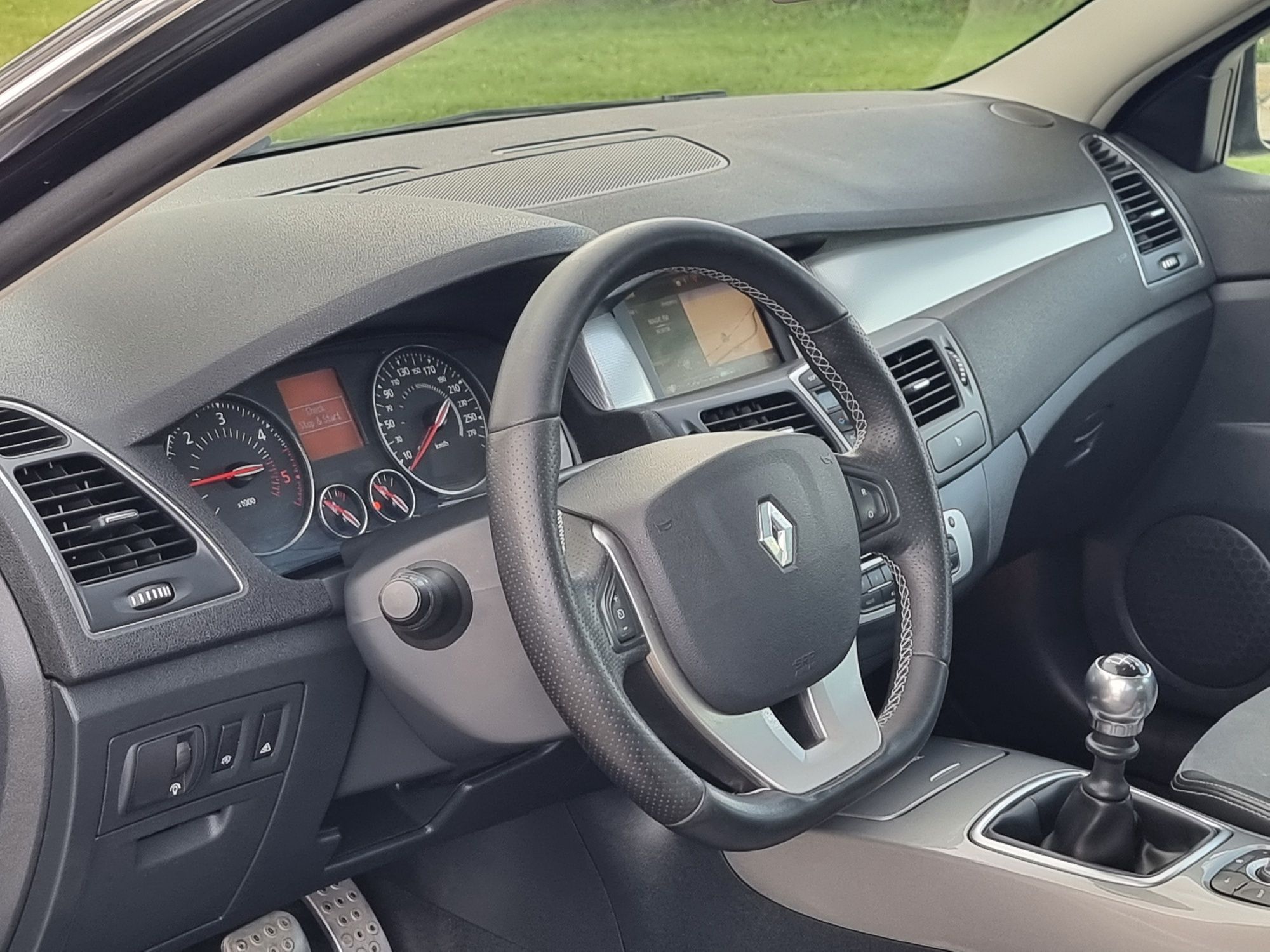 Renault Laguna GT / 4control / Piele / Alcantara / Xenon / R-Link