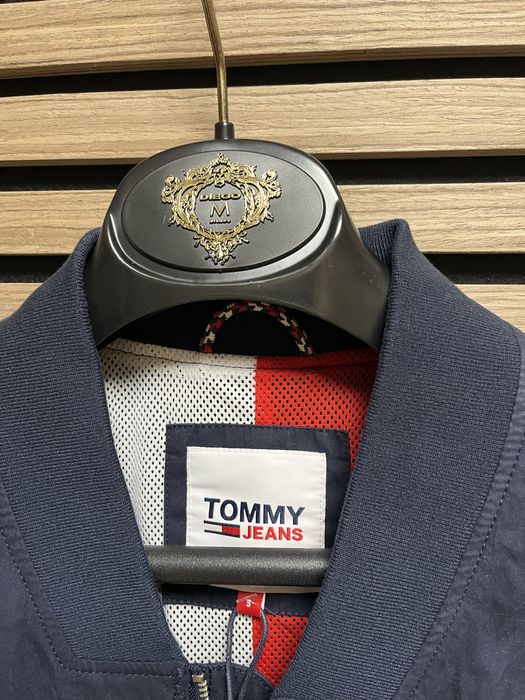 Tommy Jeans : Tommy Hilfiger - НОВО Яке 2in1 Яке/Елек размер М