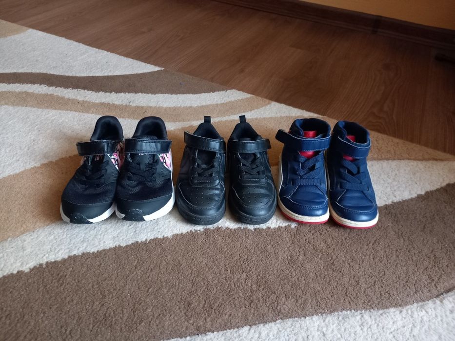 Маратонки за момиче Nike 27.5 и Puma 25