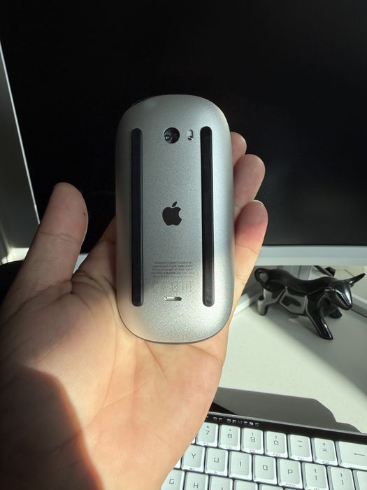 Tastatura Apple magic 2 si mouse magic 2