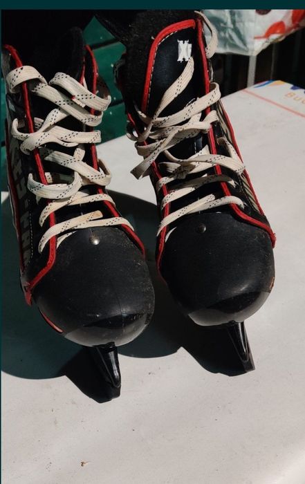 Patine gheata Hokey‑Pro marimea 36‑38 stare foarte buna