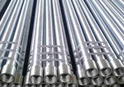 Водогазопроводные трубы с муфтой