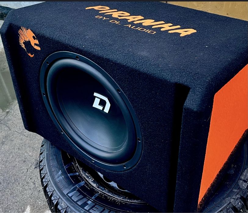 Саб Baracuda pirania в идеале срочно стоит в машине можете послушать