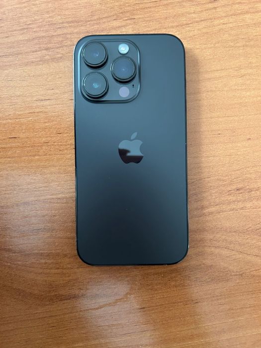Продаю айфон 14 про
