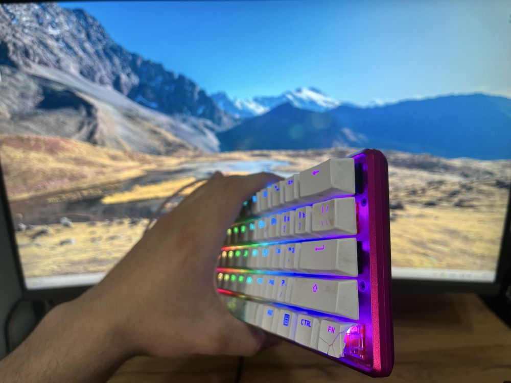 Продам клавиатуру, HyperX Alloy Origins 60