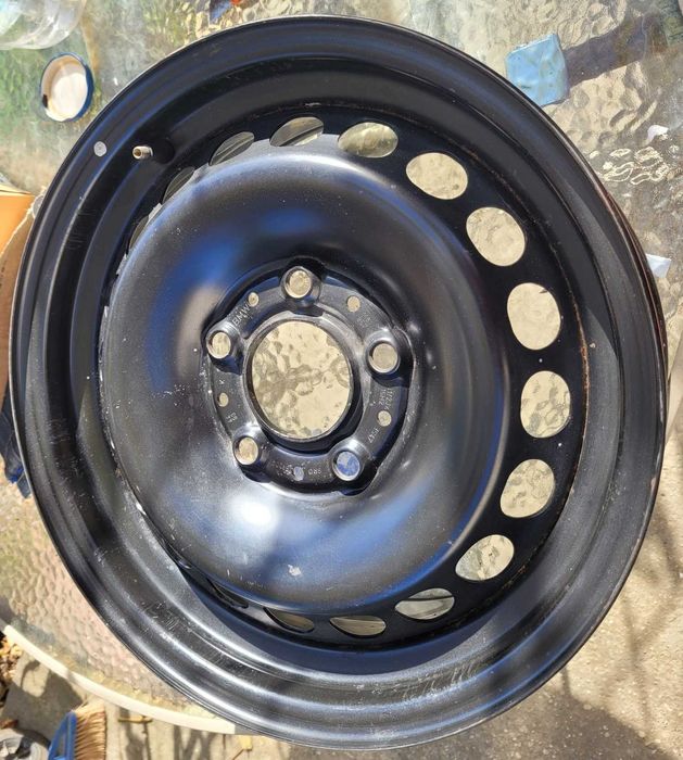 Janta BMW (6 1/2 Jx 15H2 )nefolosită