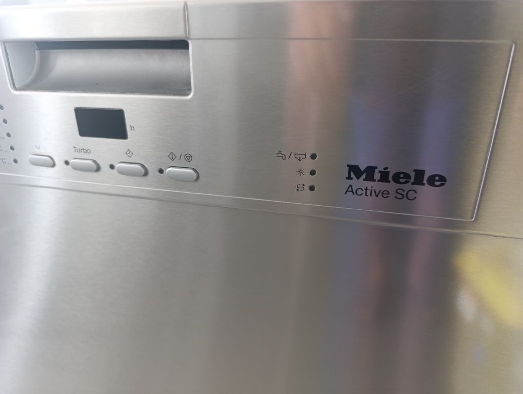 Съдомиялна Miele XXL