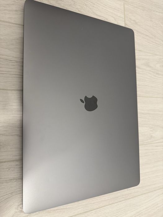 Laptop MacBook Pro 16” 2020 i7 2.6ghz 32Gb 512Gb