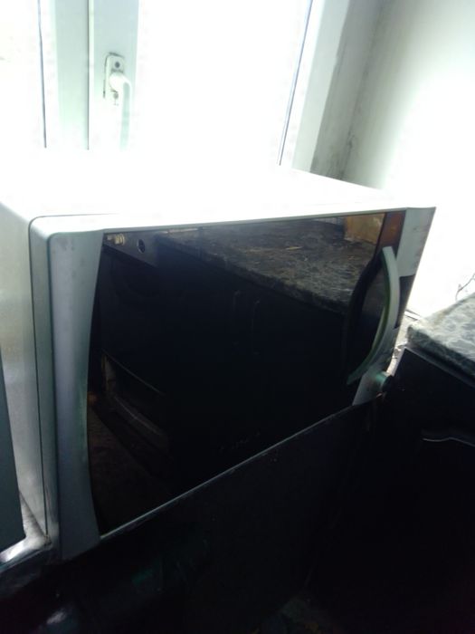 Микроволновая печь