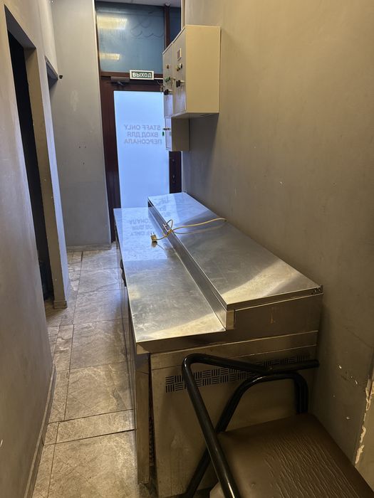 Барный холодильник длинный