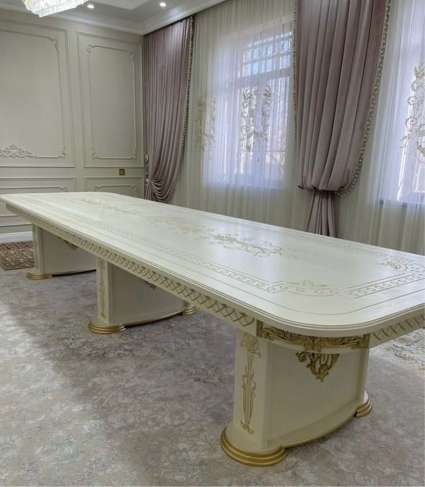 Новый стол шикарного качества