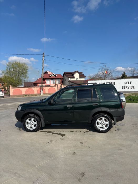 Land rover frelender 1