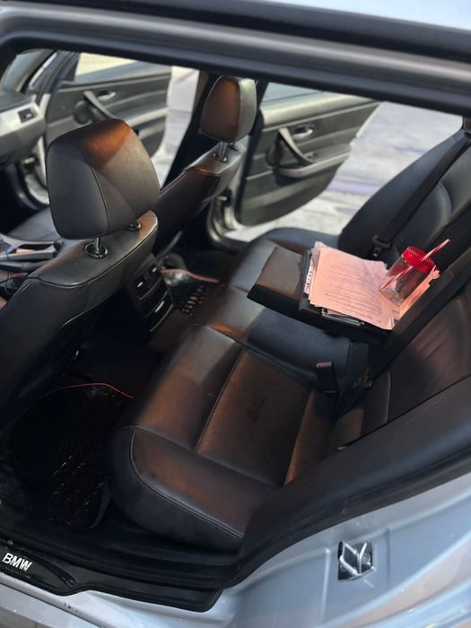 Vând BMW e91 motor făcut de la 0
