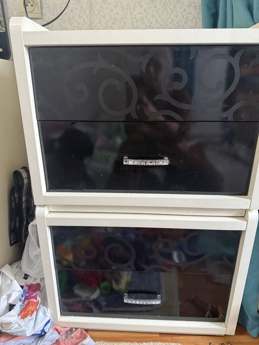 Мебель шкаф,комод, сурма