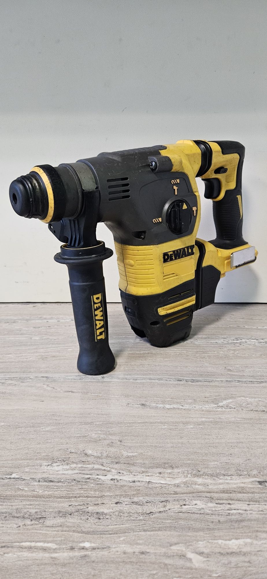 Dewalt Перфоратор DCH333 XR FLEXVOLT 54V.