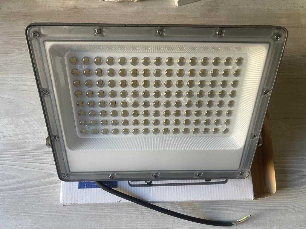 Corp Led exterior 100 W 10000LM cu 144 LED-uri - 6500K