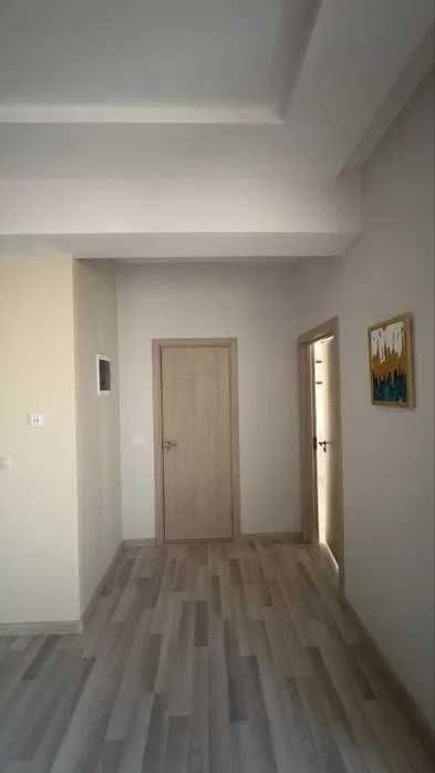 2-комнатная квартира Zarafshon City, Яккасарайский район; ул. Бобура