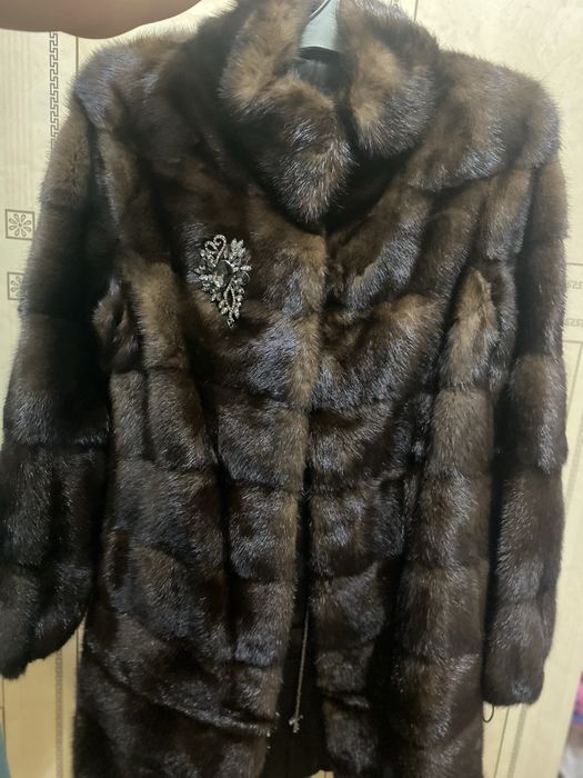 Продам норковую шубу