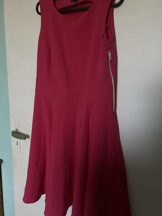 Официална рокля