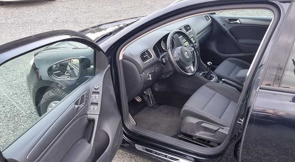 VW Golf 6 1.6 TDi 105 Cp 2011 Euro 5 Rate sau Cash