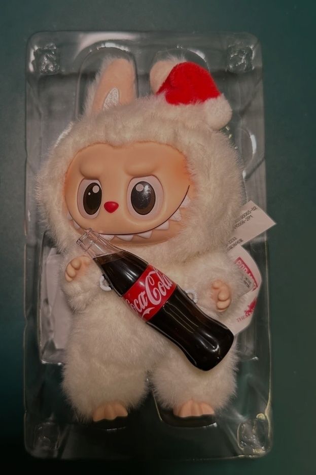 Labubu - cocacola