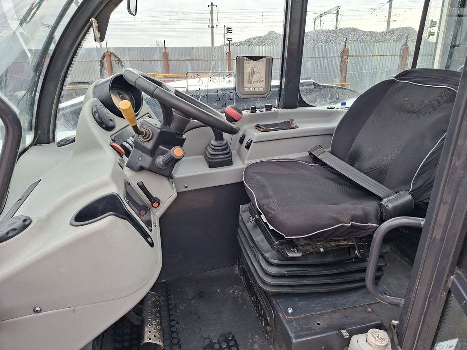 Van incarcator telescopic bobcat TL38.70HF