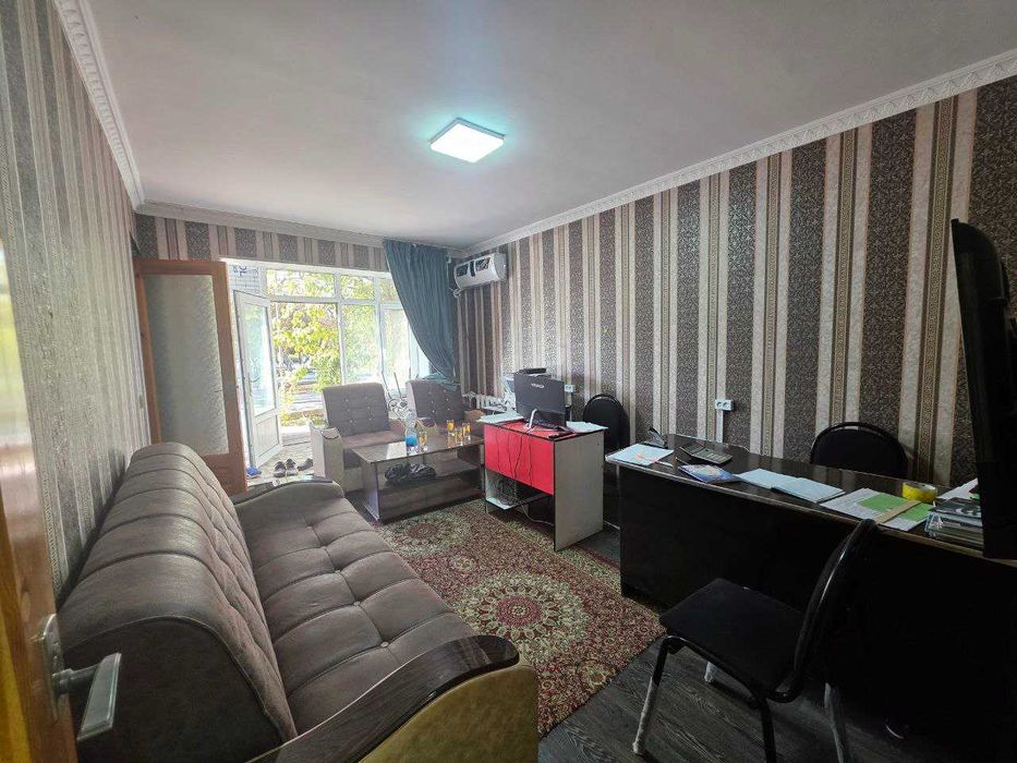 Продаётся 2х комн квартира на 1 этаже Ор-р Университет