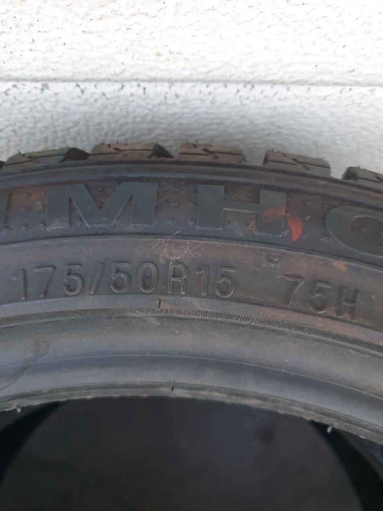 Нови зимни Гуми 2 броя KUMHO IZen KW23 175 50 R15