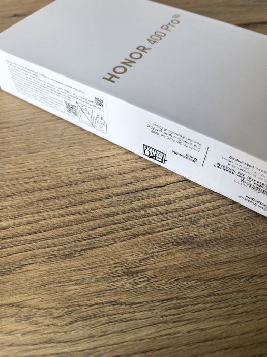 Запечатан Honor 400 pro с гаранция до 2027 г.