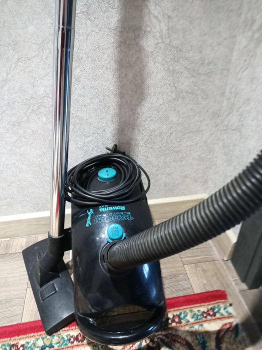 Продается пылесос Rowenta