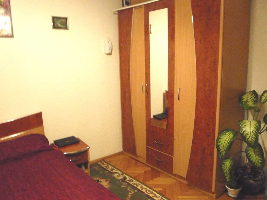 caut coleg - camere de inchiriat